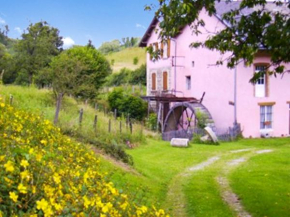  Maison de 2 chambres avec jardin clos et wifi a Chirens  Ширенг